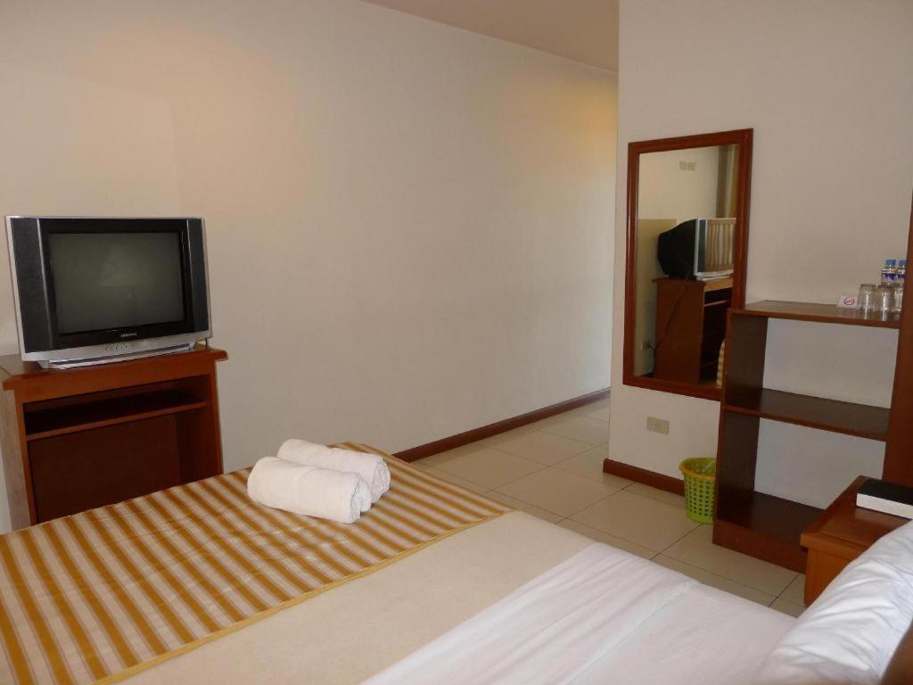 Hotel Cosmopolitan Baguio City Ngoại thất bức ảnh